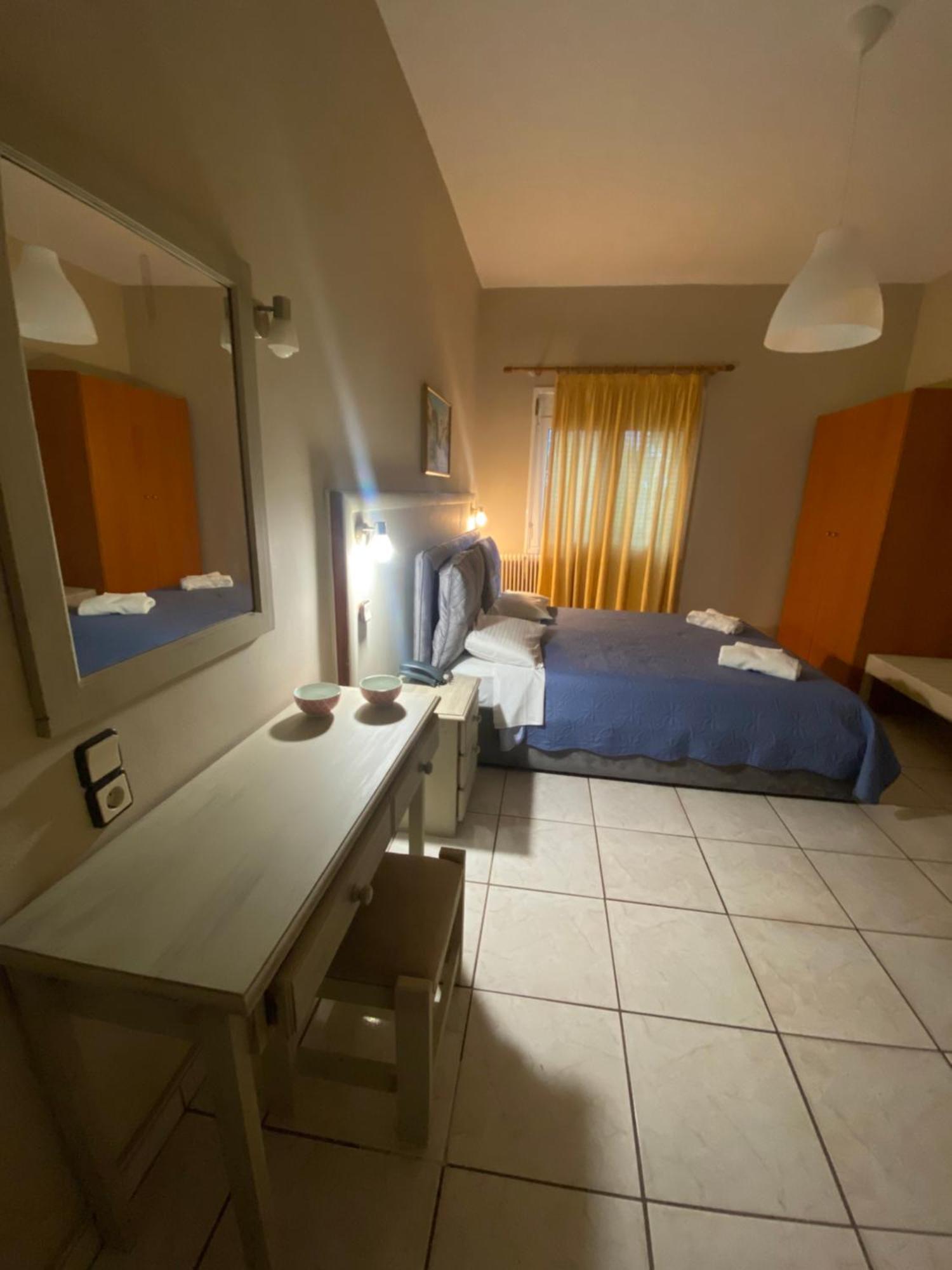 Sourada Studios Mytilene Bagian luar foto